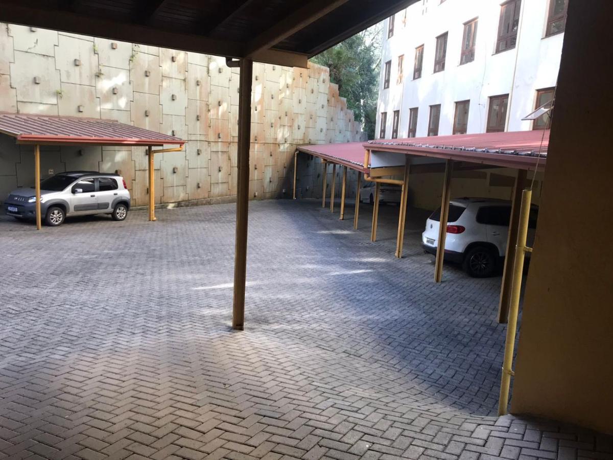 Flat Gramado Centro - Proximo Da Rua Cobertaアパートメント エクステリア 写真